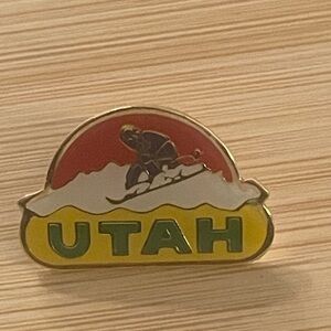 Utah Skiing Enamel Pin